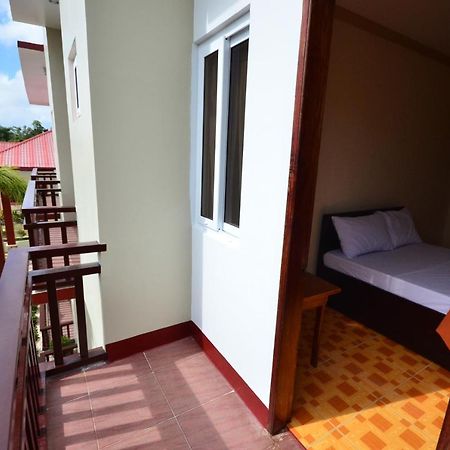 Gilin Pension House Puerto Princesa Exteriör bild